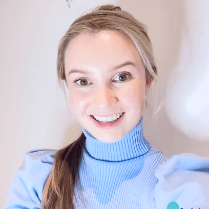 patient receiving invisalign treatment from bamford orthodontics